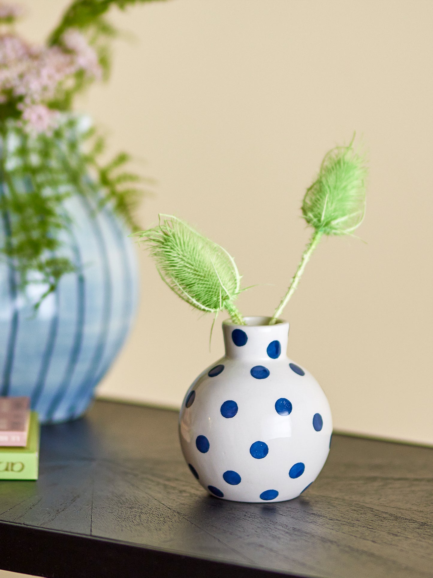 Vase "Fian" weiß blau Dots