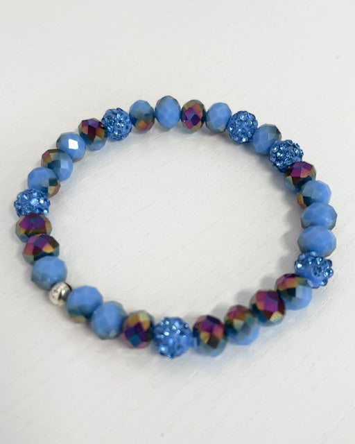 Glitzernde Perlenarmbänder blau – handgefertigte Lieblingsstücke mit besonderem Charme