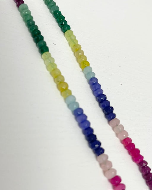 Facettierte Echtstein-Kette in Regenbogenfarben – Handgefertigte Edelstein-Halskette mit Goldverschluss