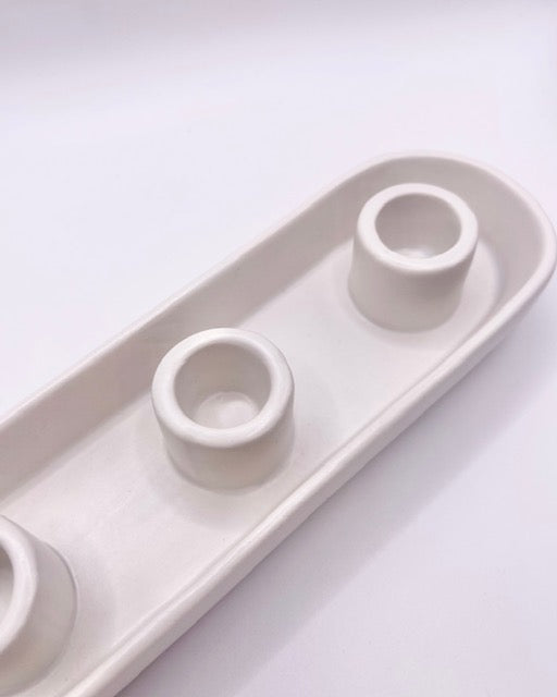 Skandinavisch schlicht Adventskerzenhalter weiß für 4 Stabkerzen