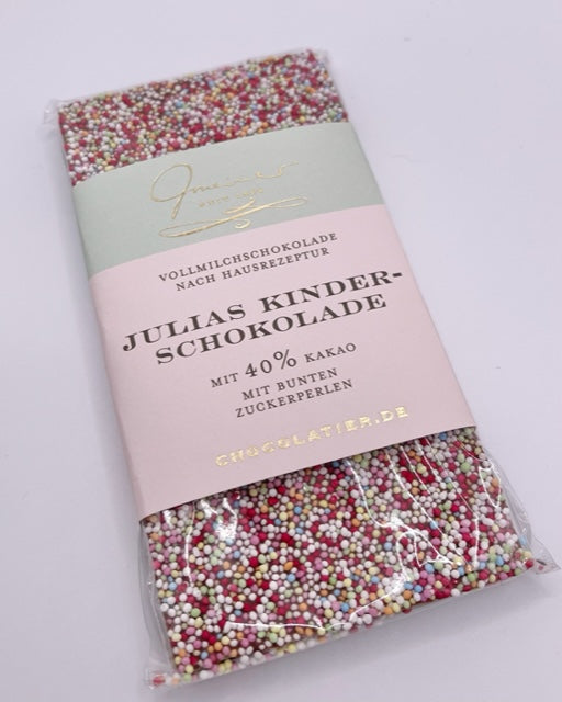 Handgeschöpfte Vollmilchschokolade mit bunten Zuckerperlen "Julias Kinderschokolade"