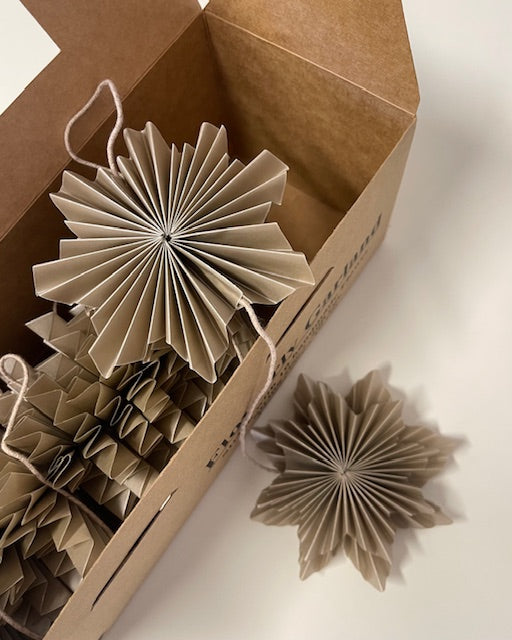 Papierstern-Girlande 2 m – Skandinavische Deko in Weiß, Rosé & Taupe