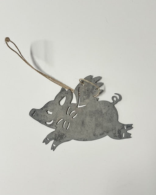 Krasilnikoff Flying Pig - Anhänger Fliegendes Schweinchen aus Zink in 2 Größen