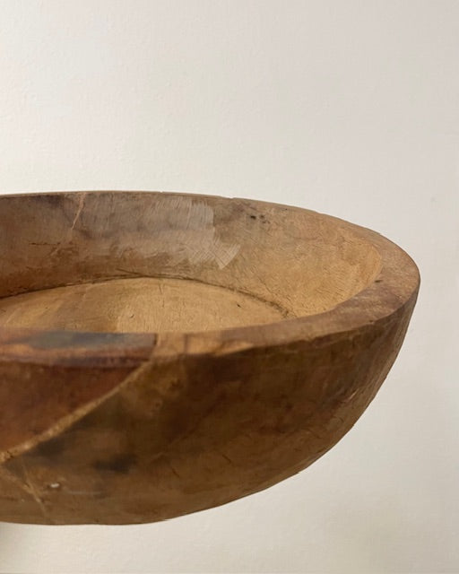 Natürliche Holzschale 3 – 35 cm | Handgefertigt & Einzigartig | Perfekt für Adventsdekorationen im skandinavischen Stil