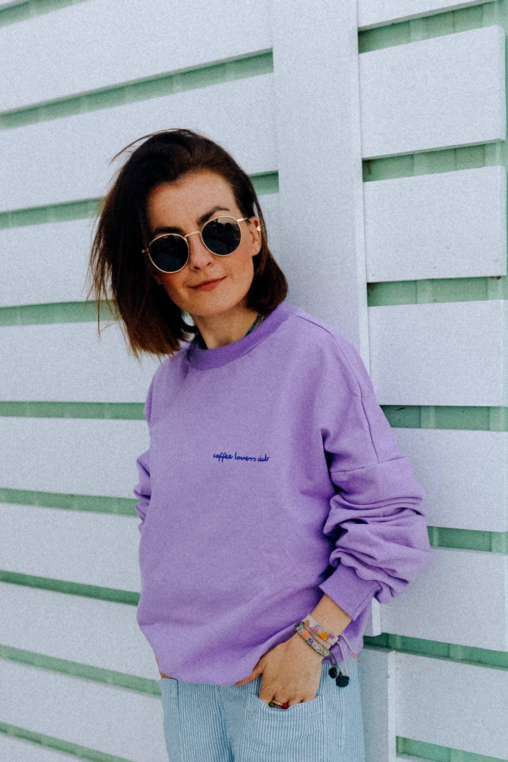 Sweatshirt „BIG COFFEE LOVER“ in Lila – Stilvoller Komfort mit Statement